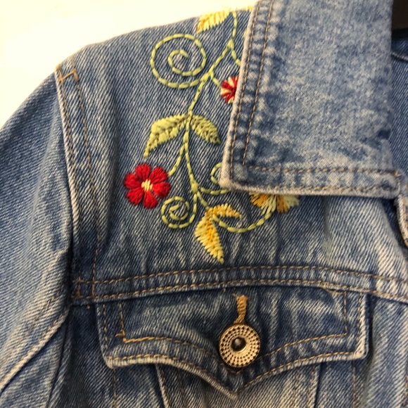 Embroidery Jean Jacket - Picture 3 of 3